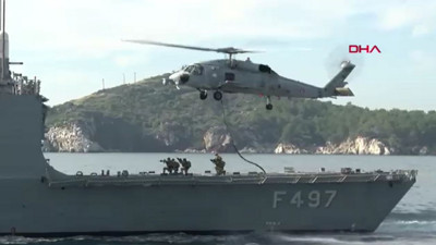DENİZKURDU-2/2025 Tatbikatı'nda SH-70 helikopter denize acil iniş yaptı; 4 personelin sağlık durumu iyi