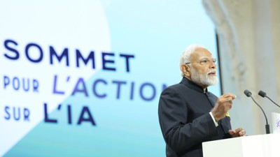 Hindistan Başbakanı Modi, Pakistan'a yönelik operasyonların 'askıya alındığını' söyledi