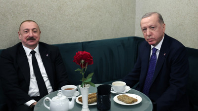 Cumhurbaşkanı Erdoğan, Azerbaycan Cumhurbaşkanı Aliyev ile görüştü