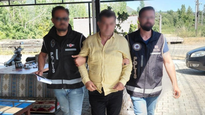 Borsada manipülasyon soruşturmasının 6 şüphelisi yurtdışına kaçmaya çalışırken yakalandı