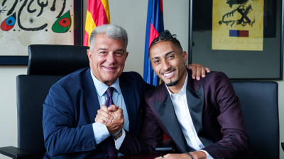 Barcelona, Raphinha’nın sözleşmesini 2028 yılına kadar uzattı