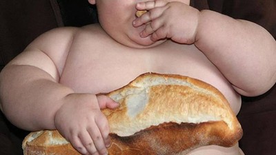 Araştırmaya göre, yiyecekleri az çiğneyen çocuklar, obeziteye daha yatkın