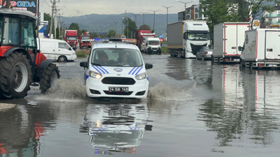 Bolu'da sağanak ve fırtına yaşamı olumsuz etkiledi