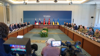 Rusya-Ukrayna heyetleri İstanbul'da görüştü... Rusya: En büyük çaplı esir takası konusunda mutabık kaldık