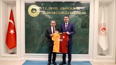 Bakan Kurum, Dursun Özbek'i kabul etti