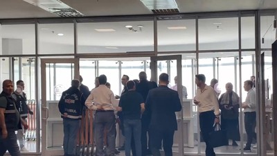 İBB soruşturması: Büyükçekmece Belediye Başkanı Hasan Akgün ve 4 şüpheli tutuklandı, diğer şüphelilerin işlemleri sürüyor