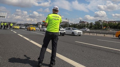 Trafikte bayram önlemleri kapsamında ağır taşıtlara kısıtlama