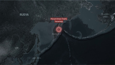 Rusya'da deprem ve tsunaminin ardından yanardağda patlama meydana geldi
