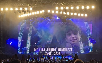 Gun's N' Roses, İstanbul konserinde Mattia Ahmet Minguzzi'ye şarkı hediye etti