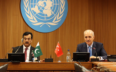 TBMM Başkanı Kurtulmuş, Pakistan Senatosu Başkanı Gilani ile görüştü