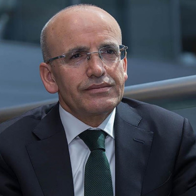 Mehmet Şimşek: Enflasyonda geçiş dönemi sona eriyor, dezenflasyonun eşiğindeyiz