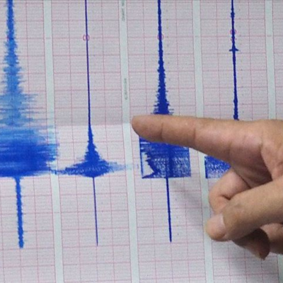 Ege beşik gibi sallanıyor... 5.8'in ardından şimdi de 5 büyüklüğünde deprem