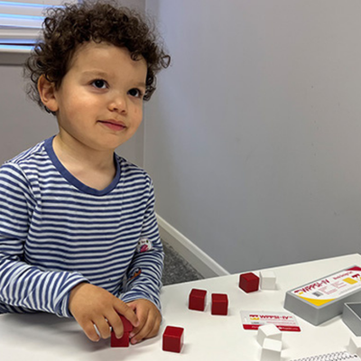 2 yaşındaki Harris-Birtill, üstün zeka seviyesiyle Mensa'ya kabul edildi