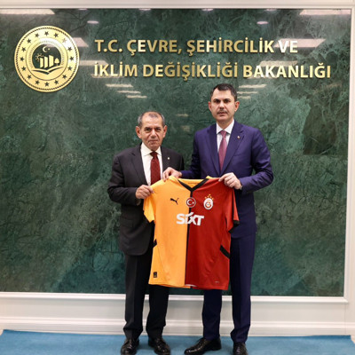 Bakan Kurum, Dursun Özbek'i kabul etti