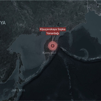Rusya'da deprem ve tsunaminin ardından yanardağda patlama meydana geldi