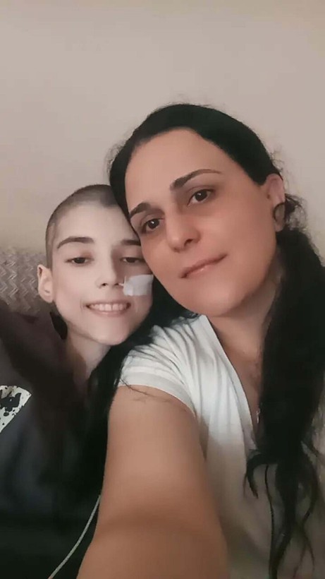 Ünzile, kitle operasyonu sonrası 68 kilodan 28'e düştü - Resim: 5