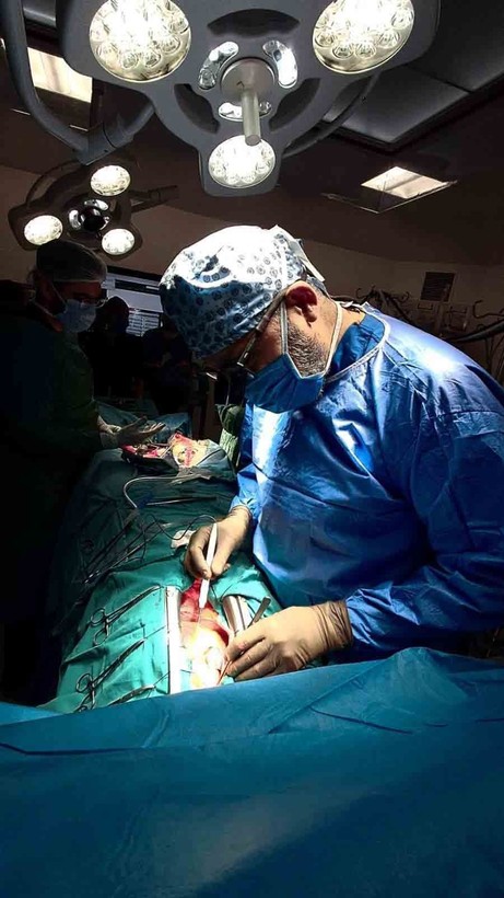 Ameliyatta vücut sıcaklığı 22 dereceye düşürülüp, 100 dakika 'geçici ölüm'ü yaşadı - Resim: 2