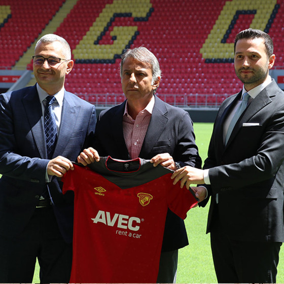 Göztepe, Avek Otomotiv ve Avec Rent a Car ile sponsorluk anlaşması imzaladı