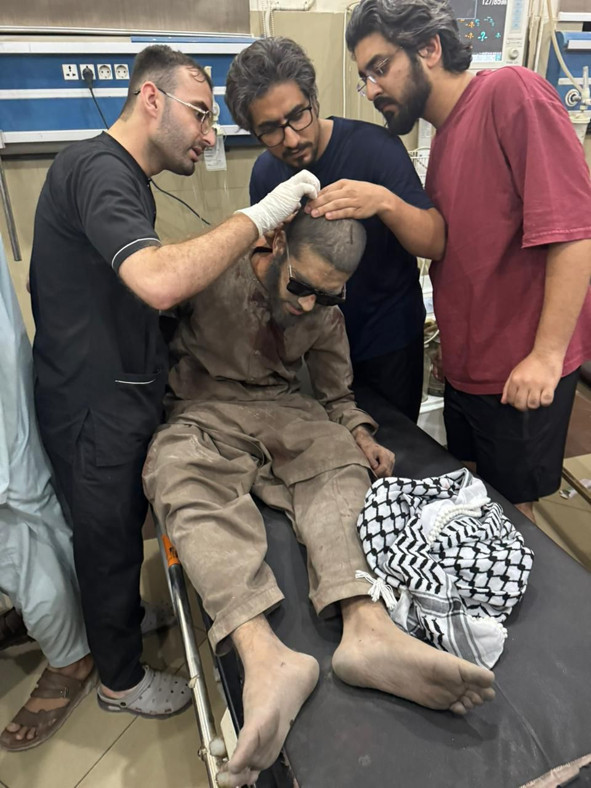 Hindistan ordusu, Pakistan ve ona bağlı Azad Keşmir'deki "hedeflere" askeri operasyon başlattı... Pakistan: Hindistan'ın saldırılarına karşılık vereceğiz - Resim : 1