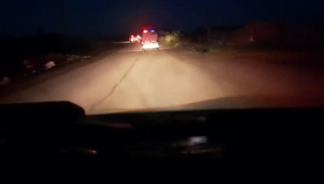 İsrail, sağlık konvoyunu hedef aldı! Filistin Kızılayı, saldırı anını paylaştı - Resim : 1