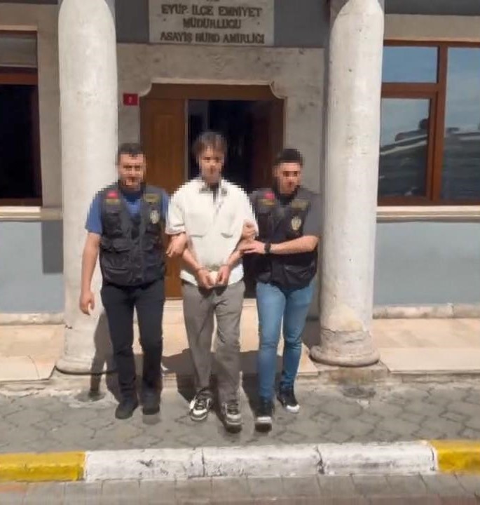 Danla Biliç'i ölümle tehdit eden eski sevgili ikinci kez gözaltına alındı - Resim : 1