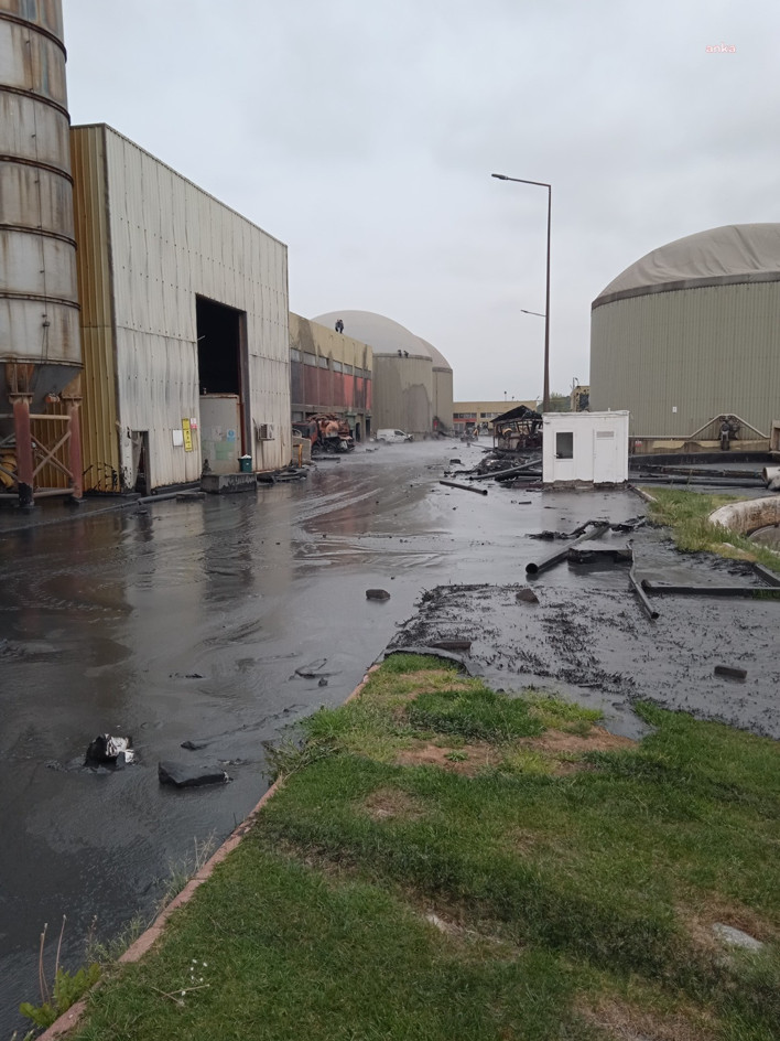 Tuzla'da Deri Organize Sanayi Bölgesi’nde yer alan arıtma tesisinde patlama: 5 işçi yaralandı - Resim : 1