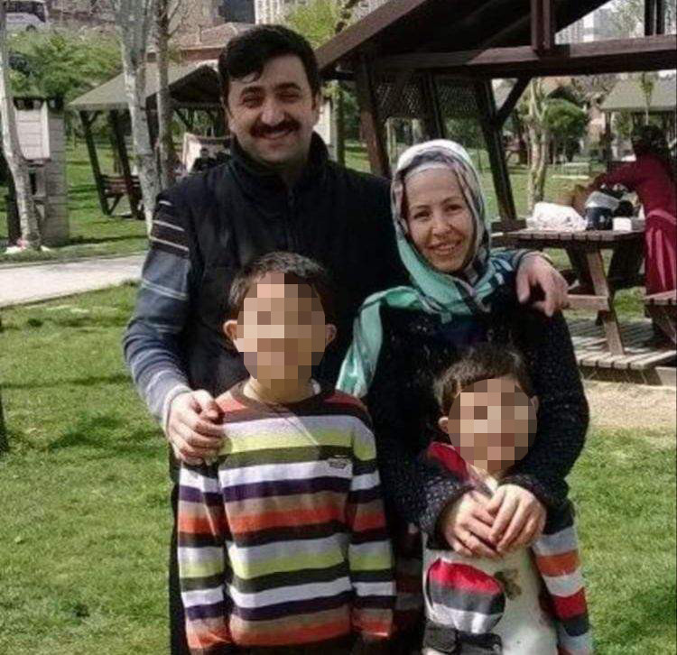 Esenyurt'ta eski eşini bıçakla öldürüp, intihar etti - Resim : 1