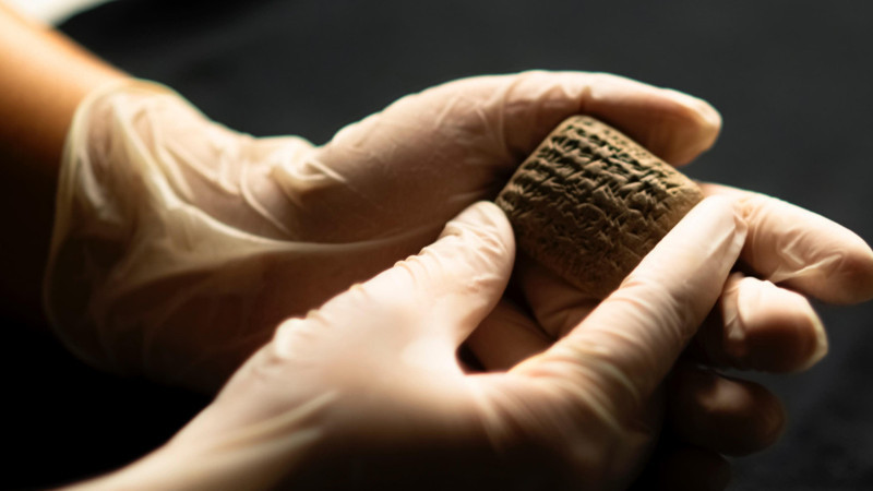 Hatay'da 3 bin 500 yıllık tablet gün ışığına kavuştu