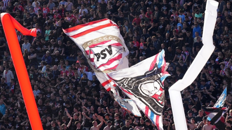 Hollanda’da şampiyon PSV