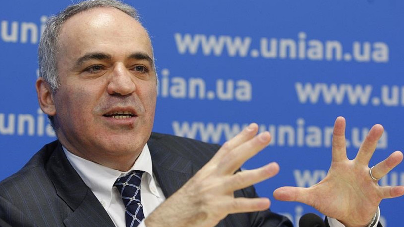 Rusya'da eski Dünya Satranç Şampiyonu Kasparov, terörist listesine alındı