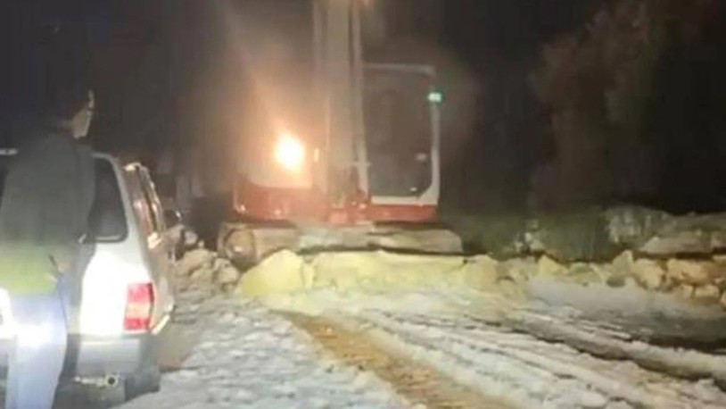 Antalya'da fırtına ve dolu etkili oldu