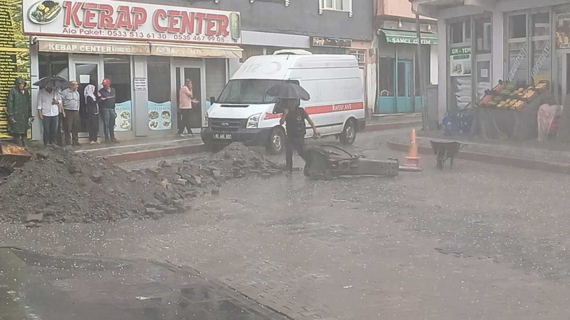 Muş'ta sele kapılan genç kız hayatını kaybetti