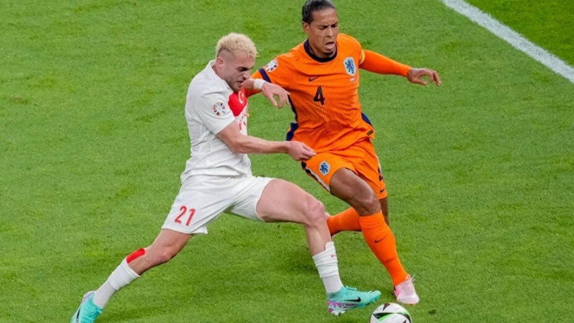 Virgil Van Dijk: Barış Alper ele avuca sığmaz bir şekilde koşuyordu