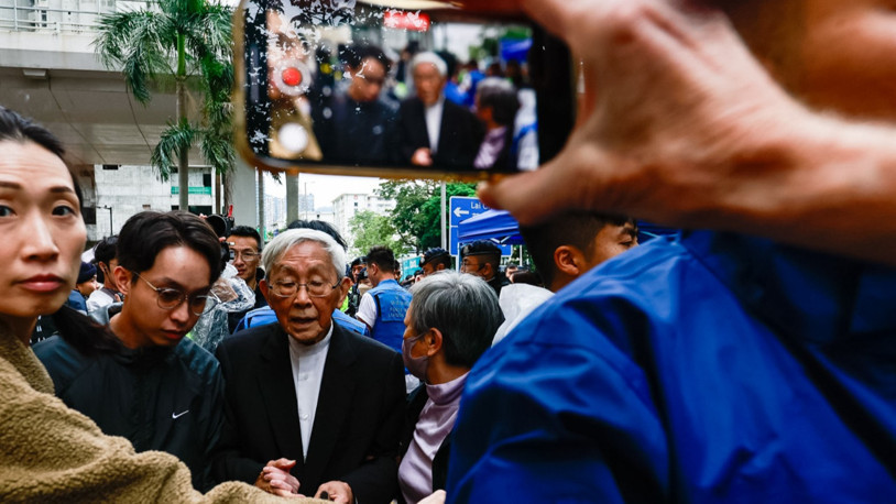 Hong Kong'da muhalifler izinsiz ön seçim nedeniyle hapse mahkum oldu