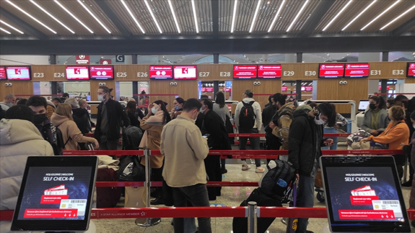 Yurtdışı çıkış harcı 2025: Zam oranı kesinleşti! İşte Ocak 2025'ten itibaren ödenecek harç parası