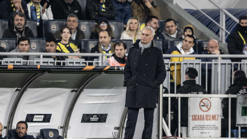 Jose Mourinho: Ben oyuncularımı otobüsün altına atmam