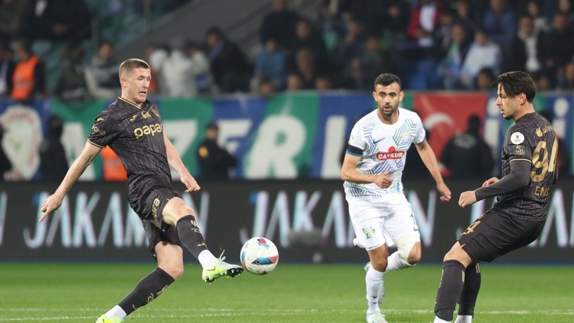 Trabzonspor oyuncusu John Lundstram: Ben bir liderim ve liderlik yapabilirim