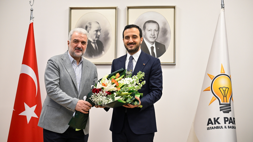 AK Parti İstanbul İl Başkanlığında devir teslim töreni düzenlendi