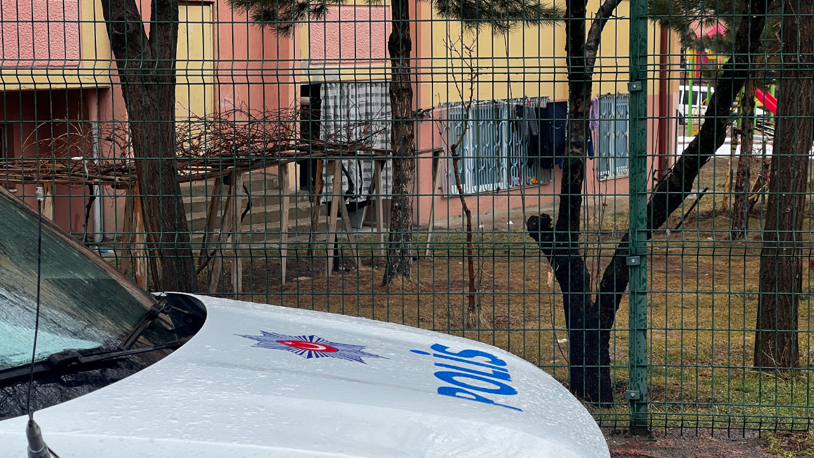 Ailesinin yatakta hareketsiz bulduğu bebeğin ölümüne inceleme