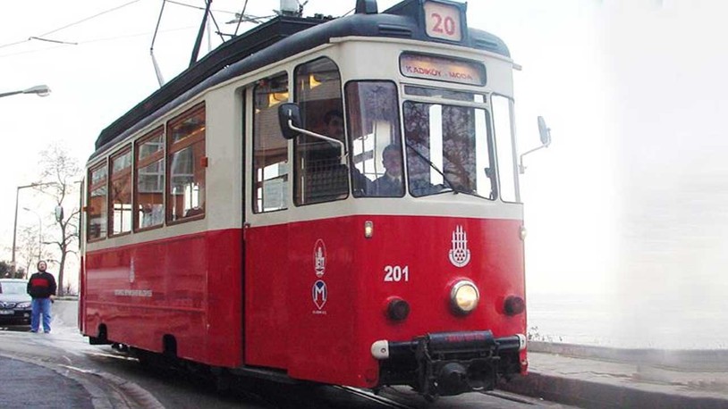 Kadıköy-Moda Tramvay Hattı'nda seferler, güzergahtaki kaza nedeniyle yapılamıyor