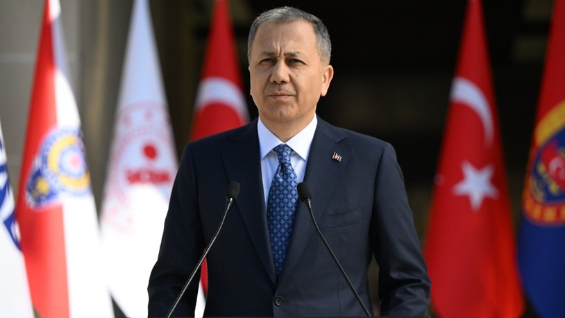 Bakan Yerlikaya: Sayın Özgür Özel’e yapılan saldırı sonrası provokatif paylaşım yapanlar titizlikle takip ediliyor