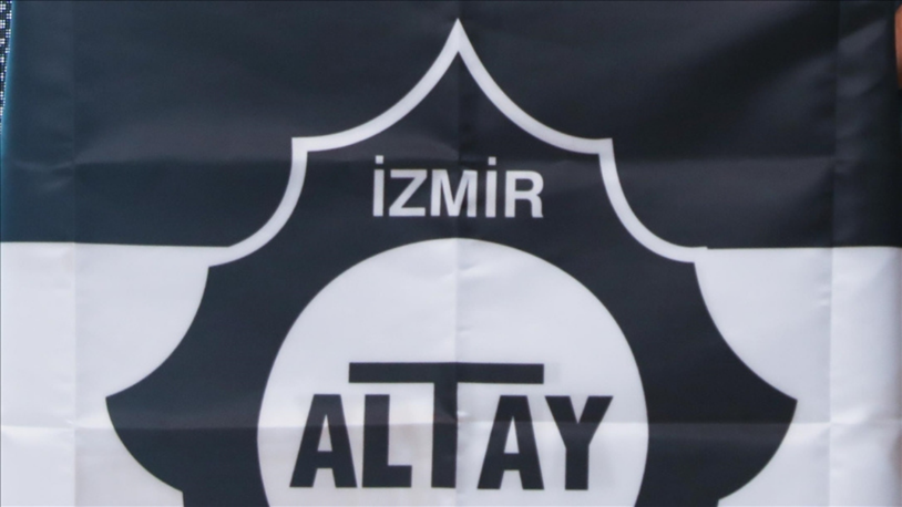 İzmir'in 111 yıllık köklü takımı Altay, 8 yıl aradan sonra 3’üncü Lig’e döndü