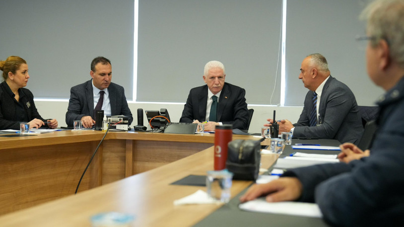 İstanbul Valisi Gül başkanlığında Silivri ve Büyükçekmece'de deprem toplantısı yapıldı