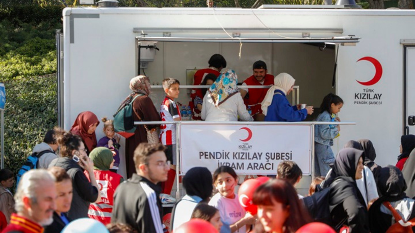 Türk Kızılay'dan İstanbul depremi sonrası beslenme desteği