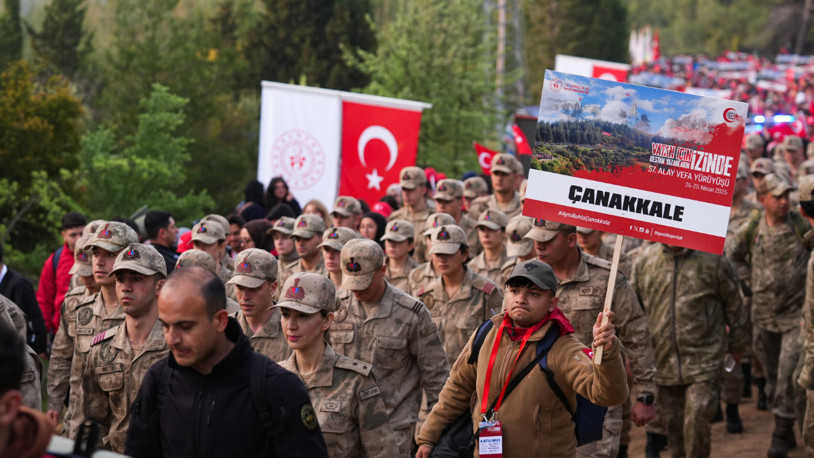 Gelibolu Yarımadası'nda 57. Alay Vefa Yürüyüşü Conkbayırı'nda sona erdi