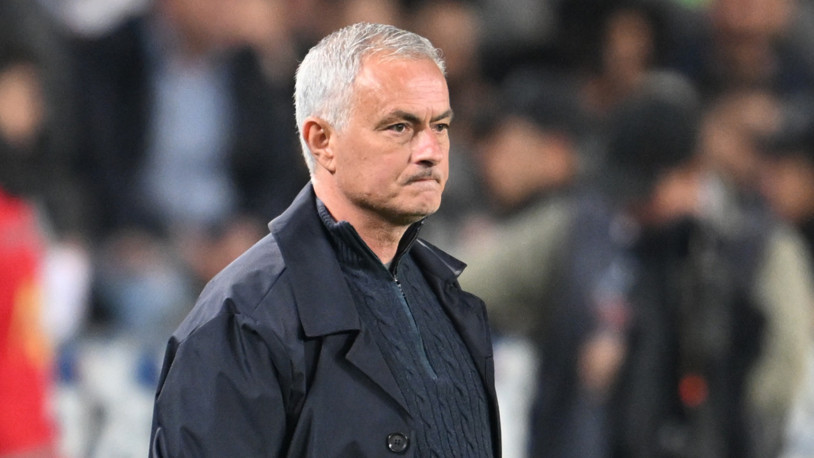 Jose Mourinho: Ben taraftarın düşüncesi ile düşünemem