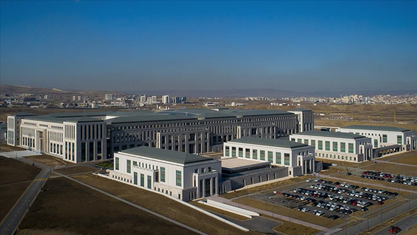 MİT, İngiltere'nin Orta Doğu'daki faaliyetlerine ilişkin 1944 yılından rapor paylaştı