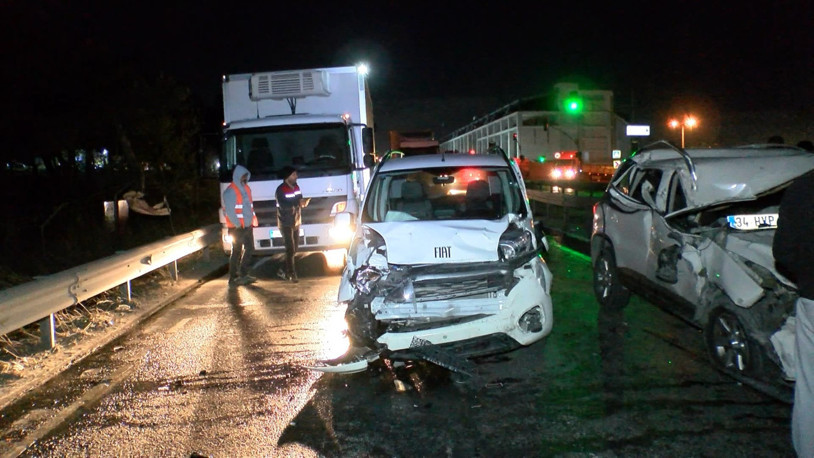 Arnavutköy'de zincirleme kaza: 6 yaralı