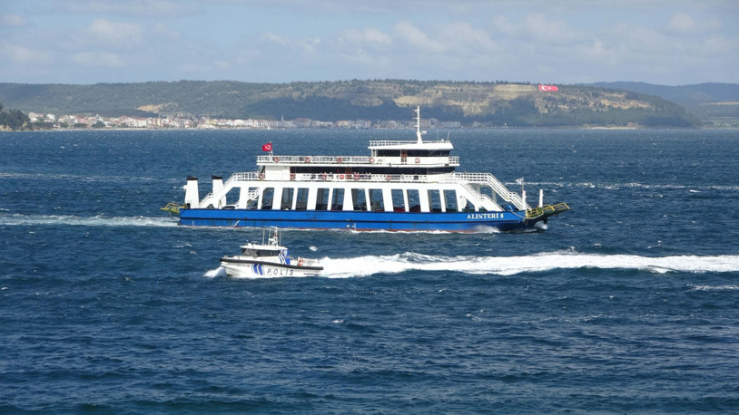 Gökçeada ve Bozcaada ilçelerine 2 gündür feribot seferi yapılamıyor