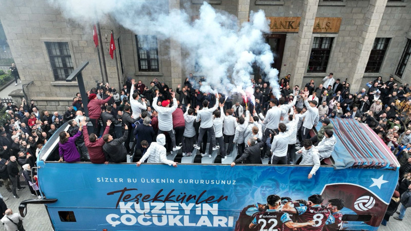 Avrupa ikincisi olan Trabzonspor U19 Takımı'na coşkulu kutlama